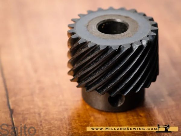 Picture of GEAR LOWER SHAFT SINGER 3323, XL550, ELNA